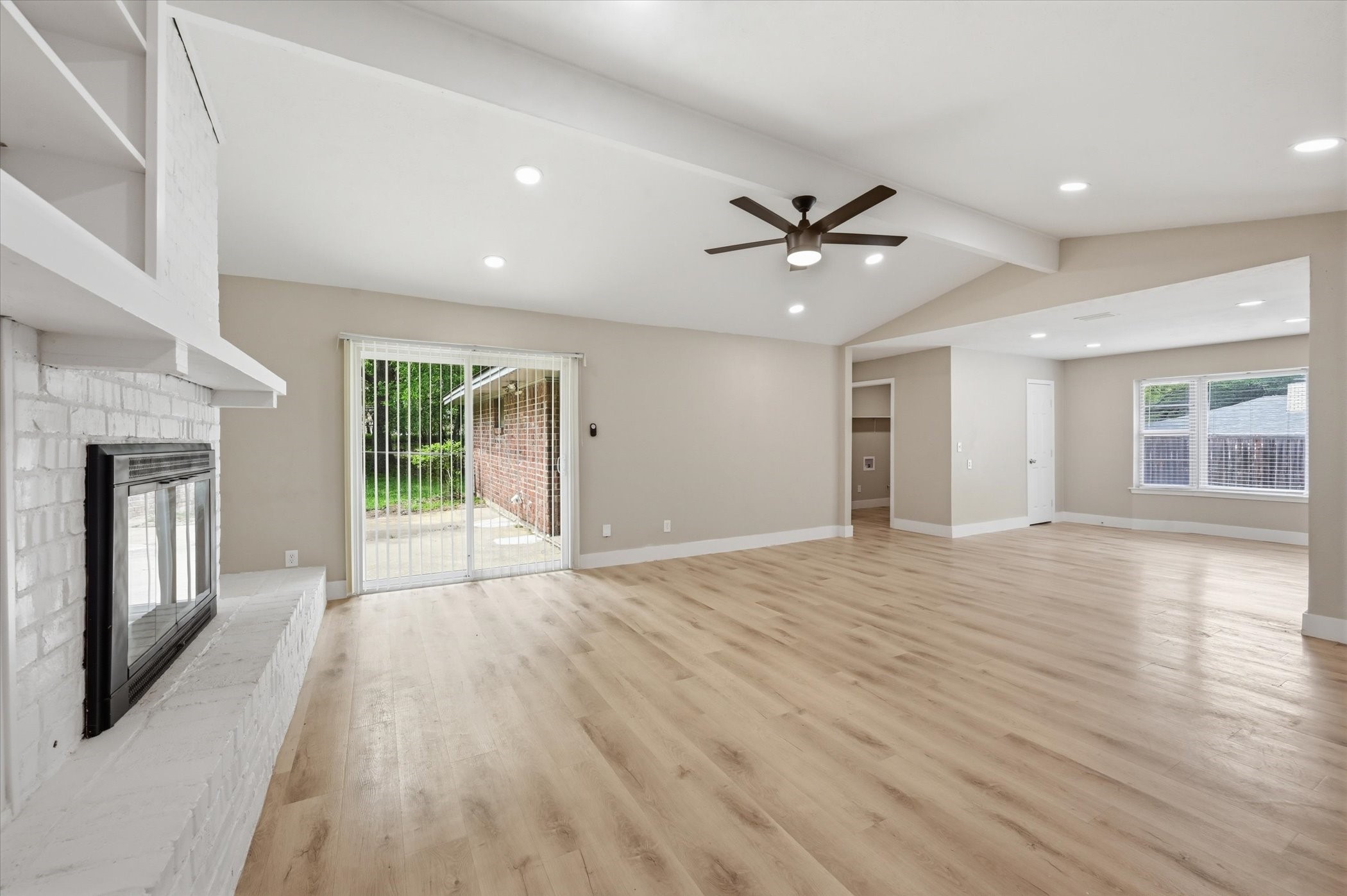 1200 Woodridge Circle Euless TX 76040