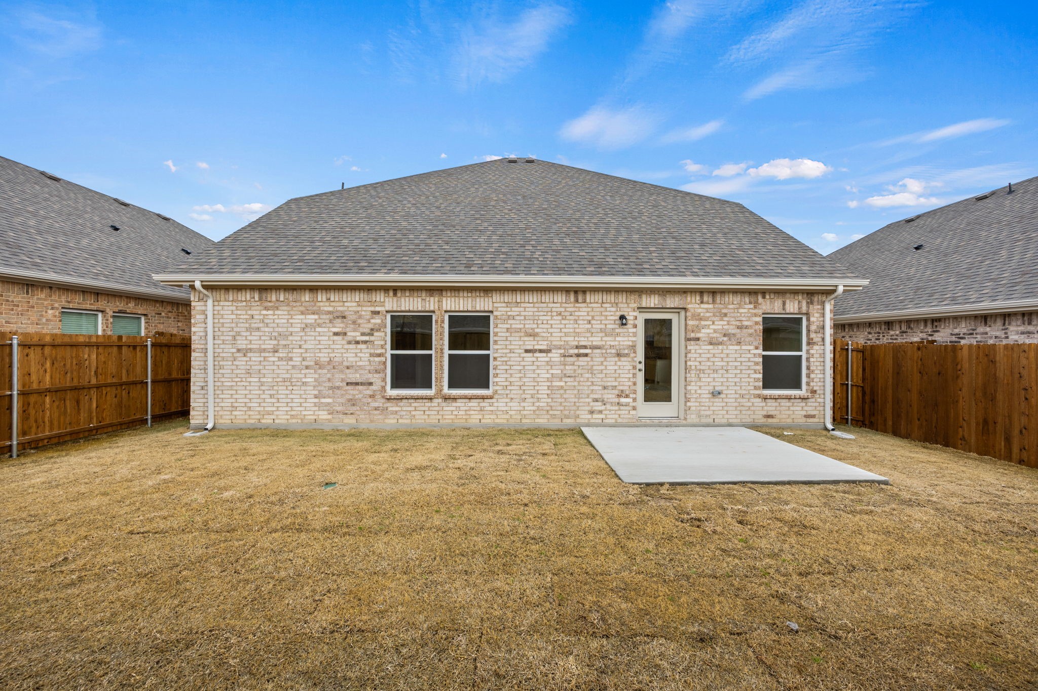 321 Amberville Drive Red Oak TX 75154