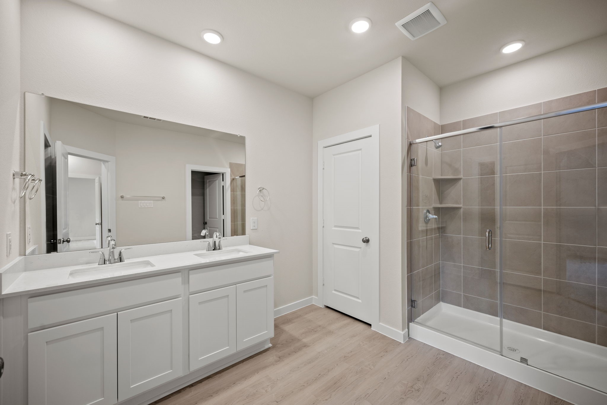 321 Amberville Drive Red Oak TX 75154