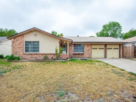 1217 Valley View Court Hurst TX 76053