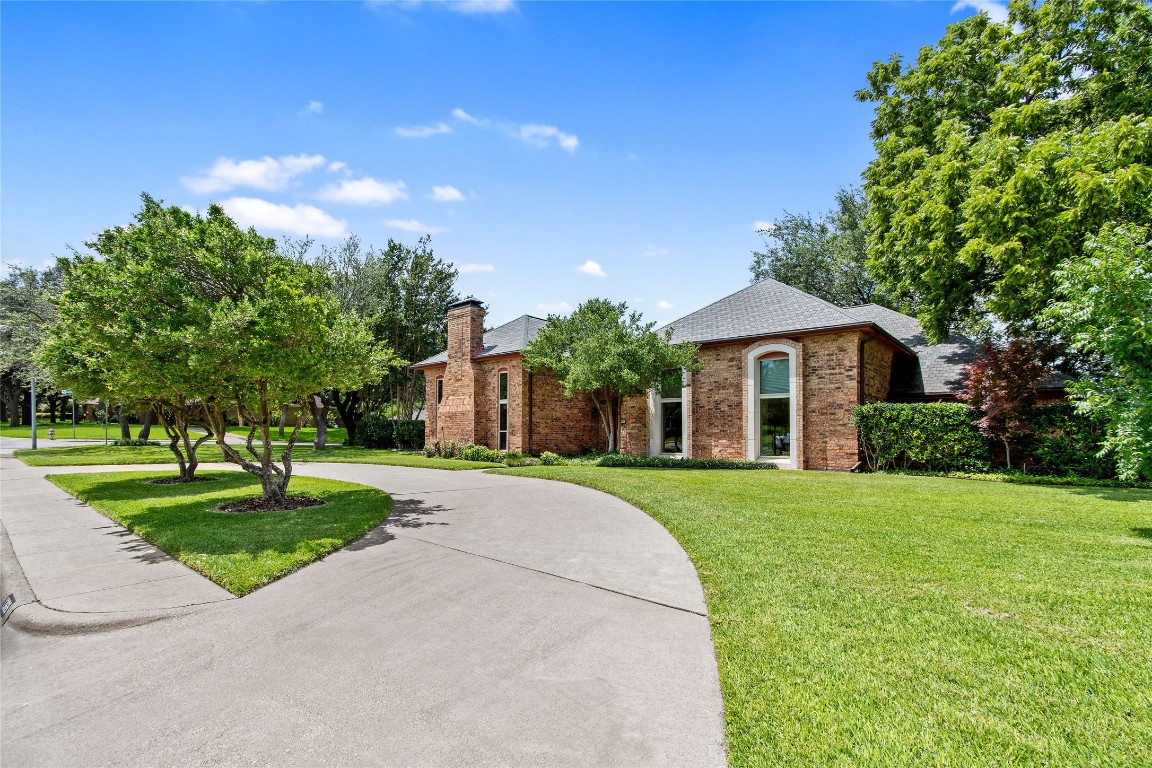 1369 Green Hills Court Duncanville TX 75137
