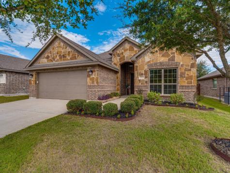 212 Old Spanish Trail Waxahachie TX 75167