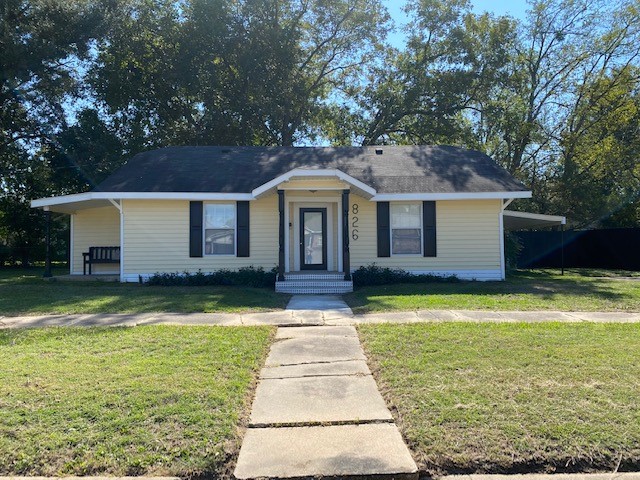 826 E Commerce Street Mexia TX 76667
