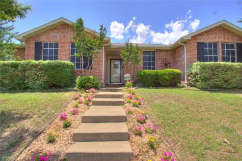 2744 Ingram Circle Mesquite TX 75181