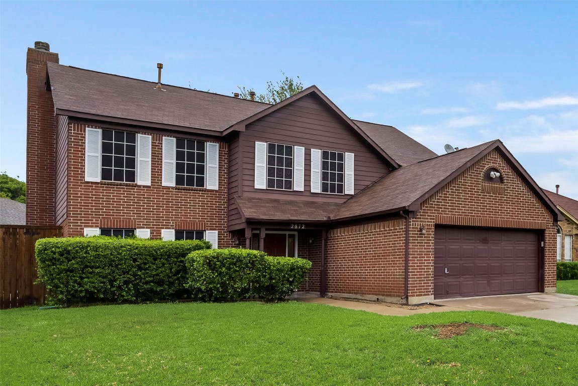 2872 Ironwood Drive Grand Prairie TX 75052