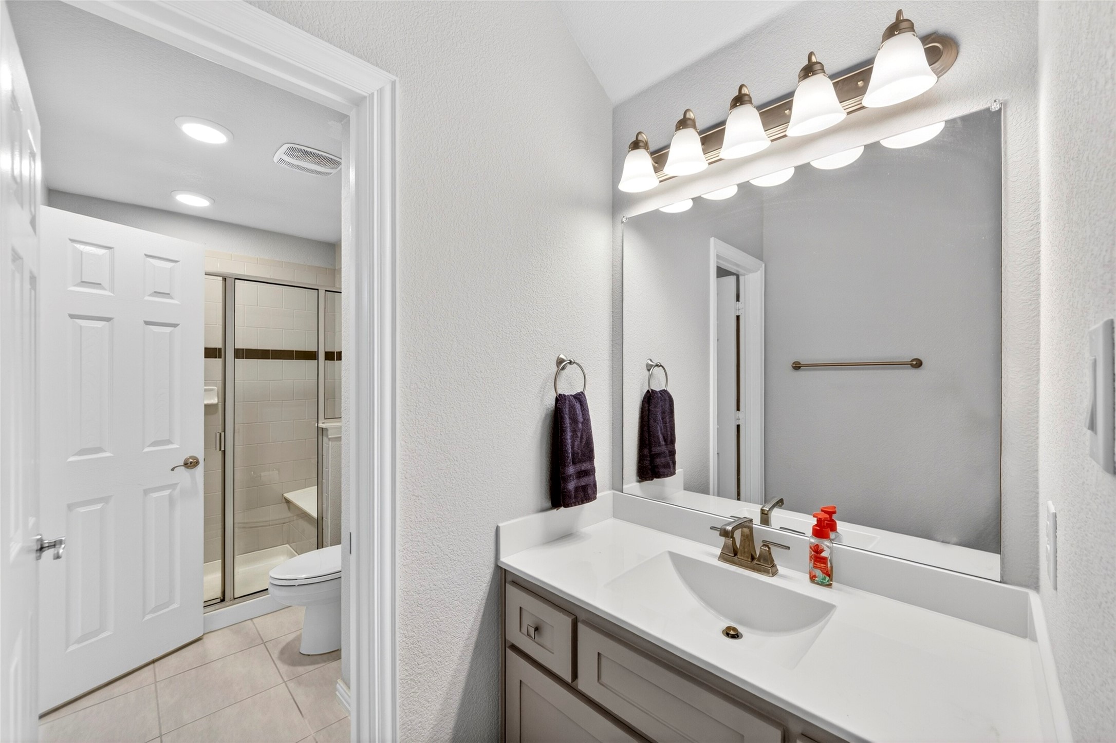 1301 Baynes Drive Mckinney TX 75071