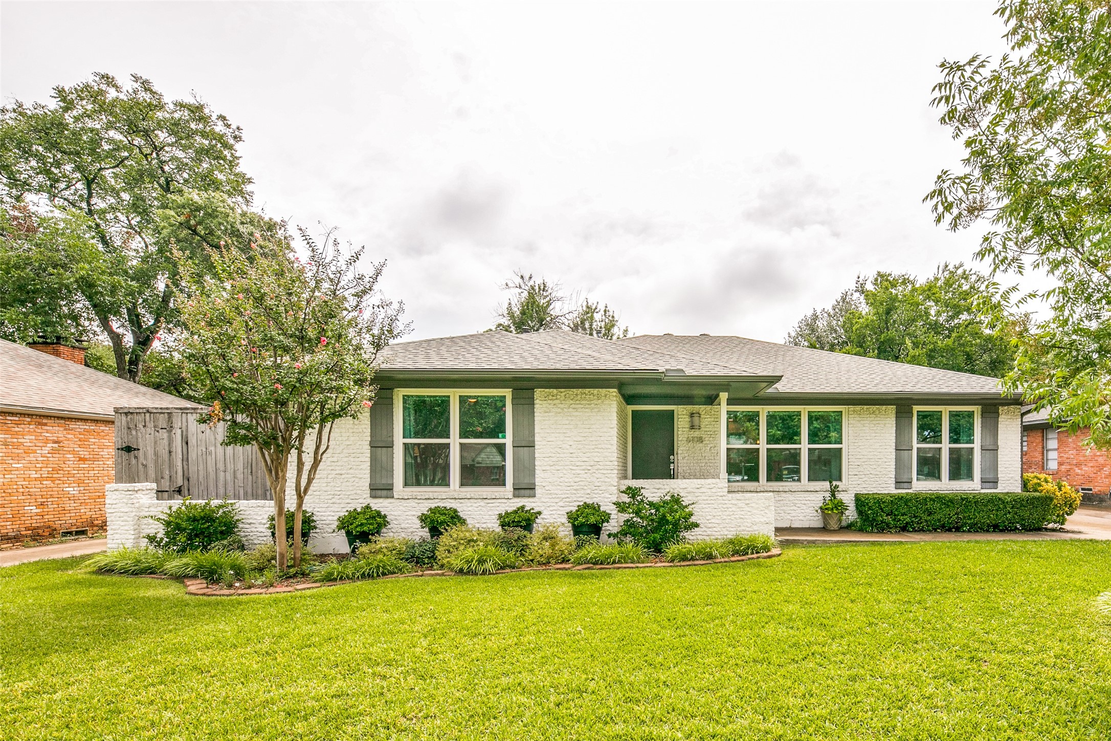 6108 Town Hill Lane Dallas TX 75214