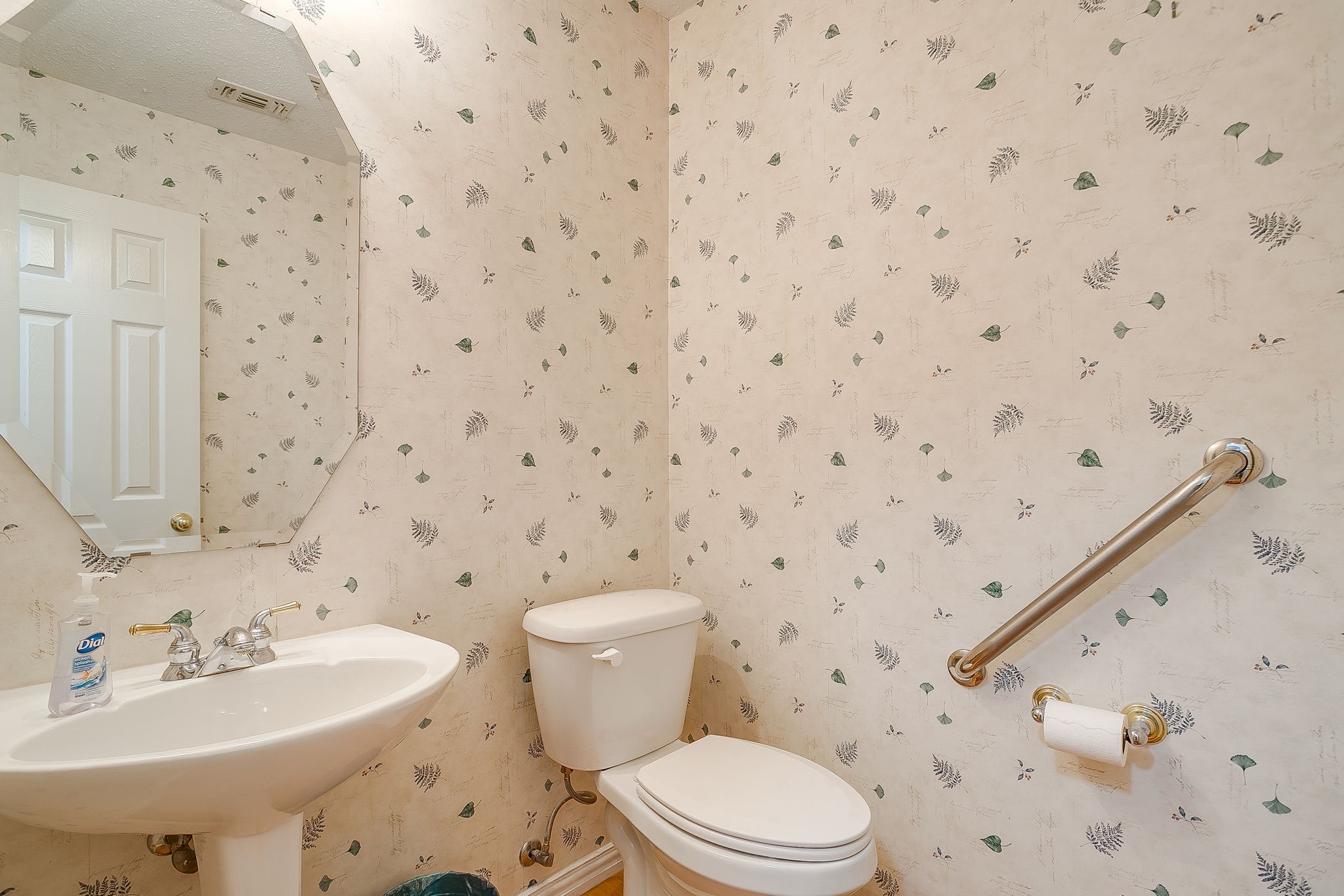 6805 Windwood Trail Fort Worth TX 76132