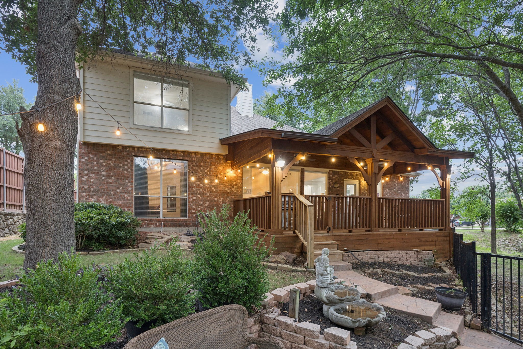 5902 Ambassador Lane Rowlett TX 75089