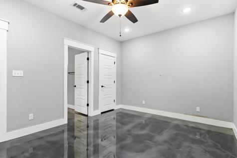 1029 W Hull Street Denison TX 75020