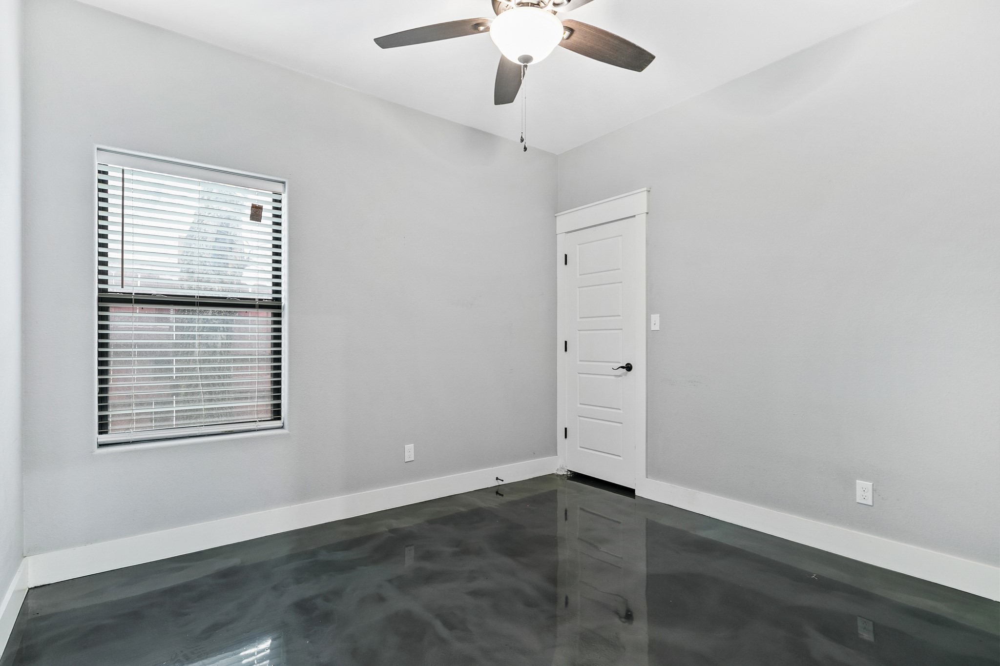 1029 W Hull Street Denison TX 75020