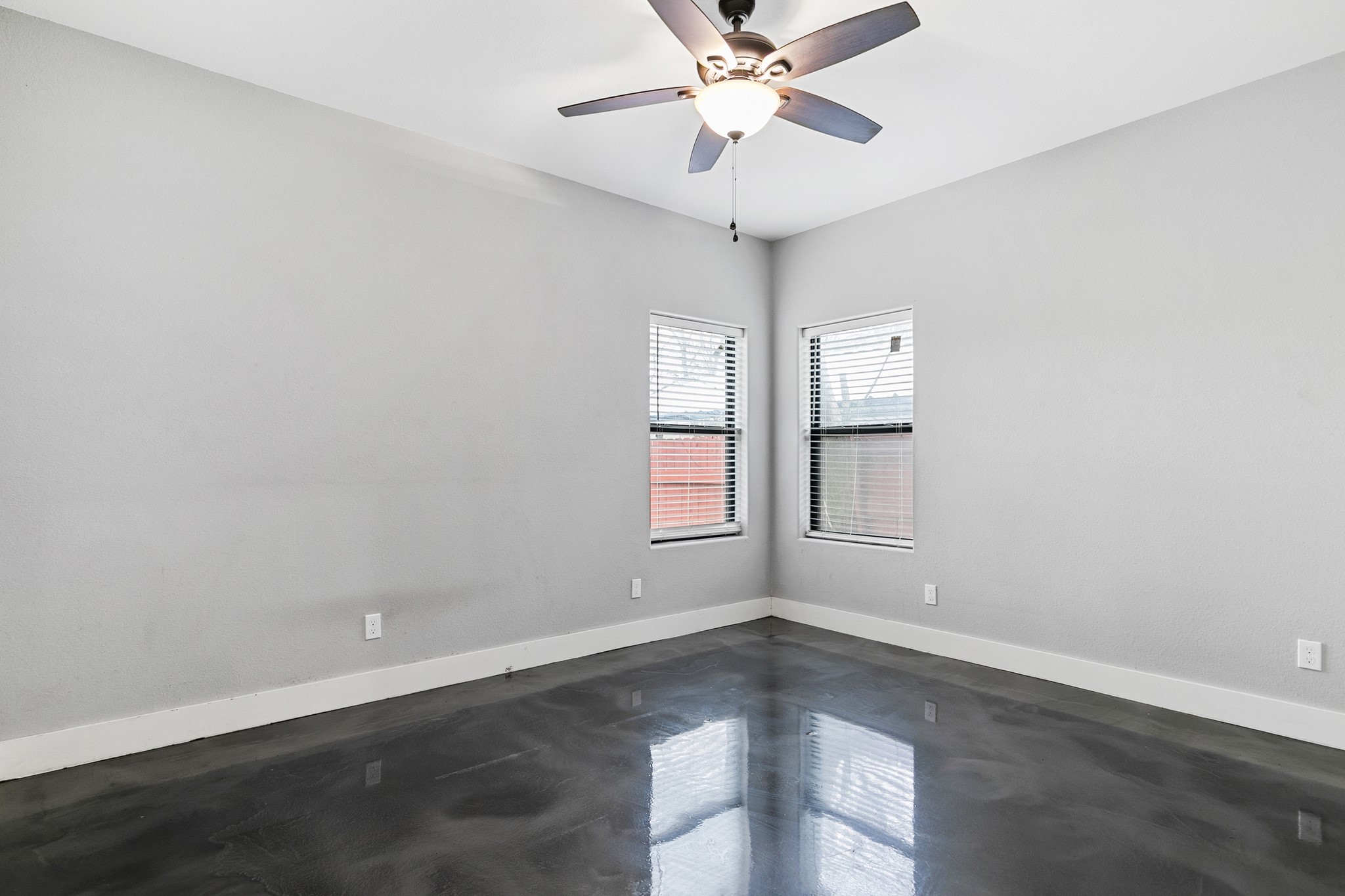 1029 W Hull Street Denison TX 75020