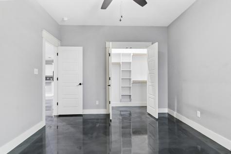 1029 W Hull Street Denison TX 75020