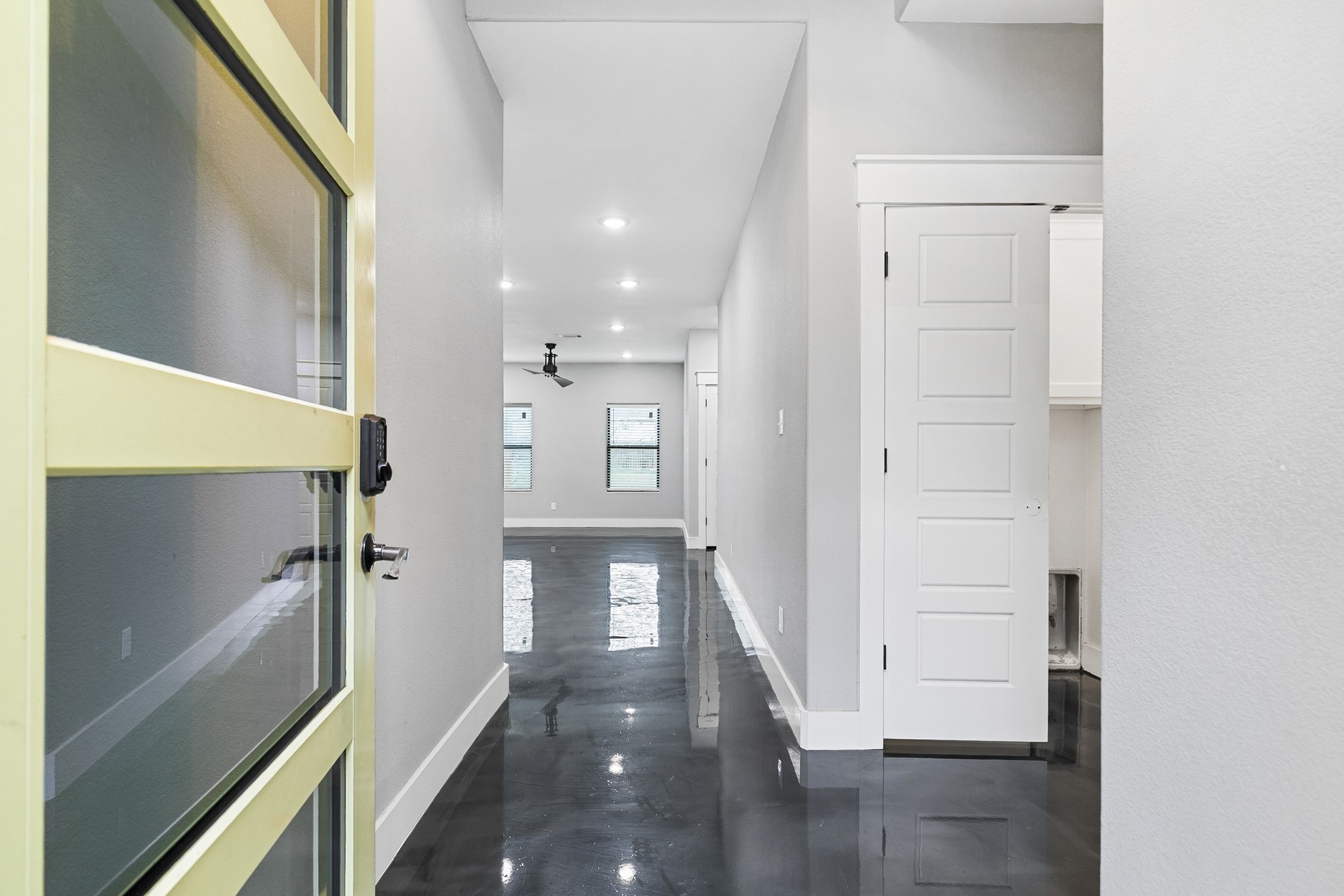 1029 W Hull Street Denison TX 75020