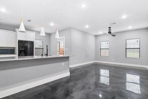 1029 W Hull Street Denison TX 75020