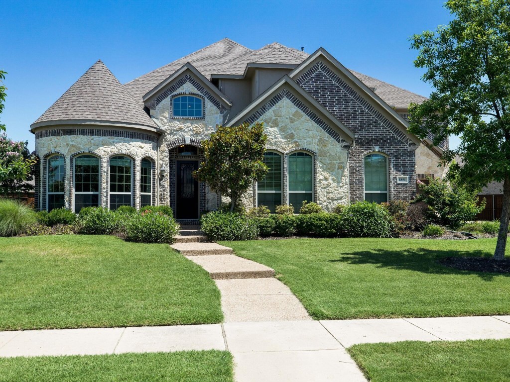 1851 Sweetwater Lane Prosper TX 75078
