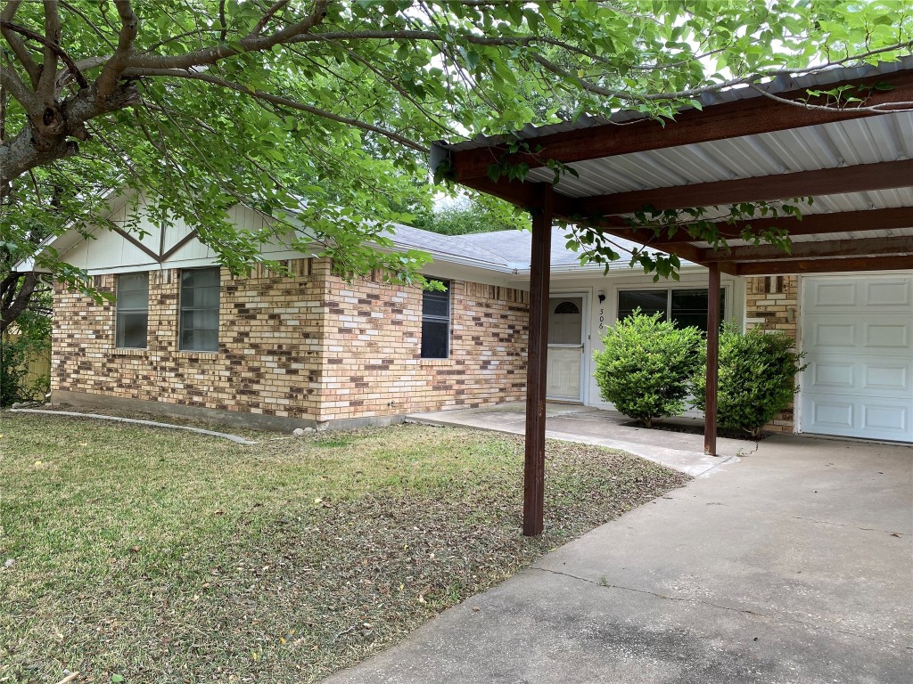 506 N Avenue V Clifton TX 76634