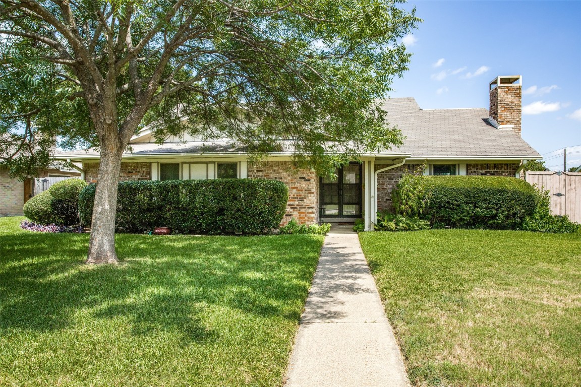 2119 Oak Brook Drive Richardson TX 75081