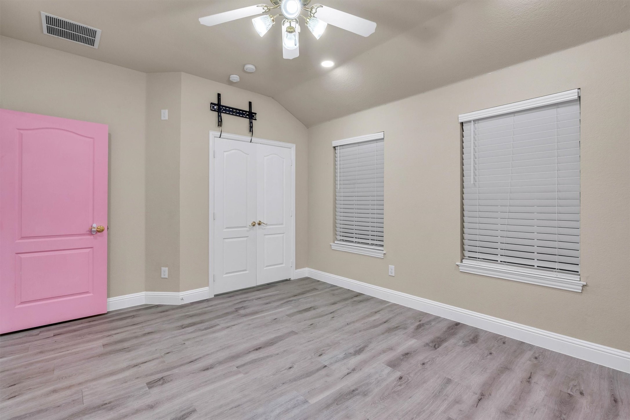 233 Keswick Lane Mesquite TX 75150