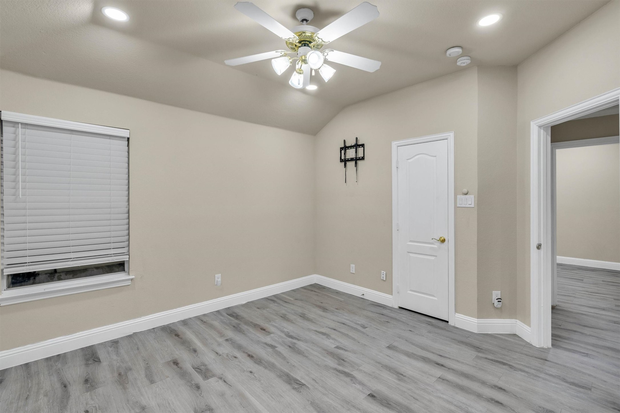 233 Keswick Lane Mesquite TX 75150
