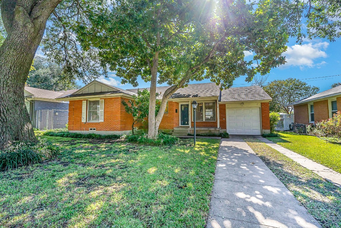2332 Materhorn Drive Dallas TX 75228
