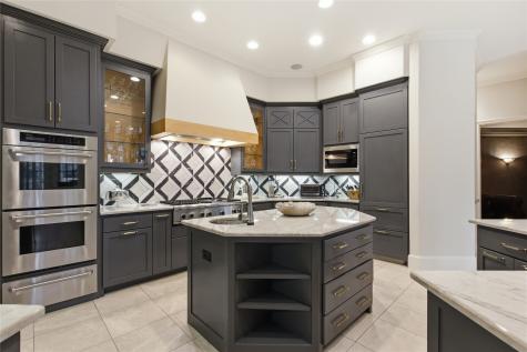 6230 Woodland Drive Dallas TX 75225