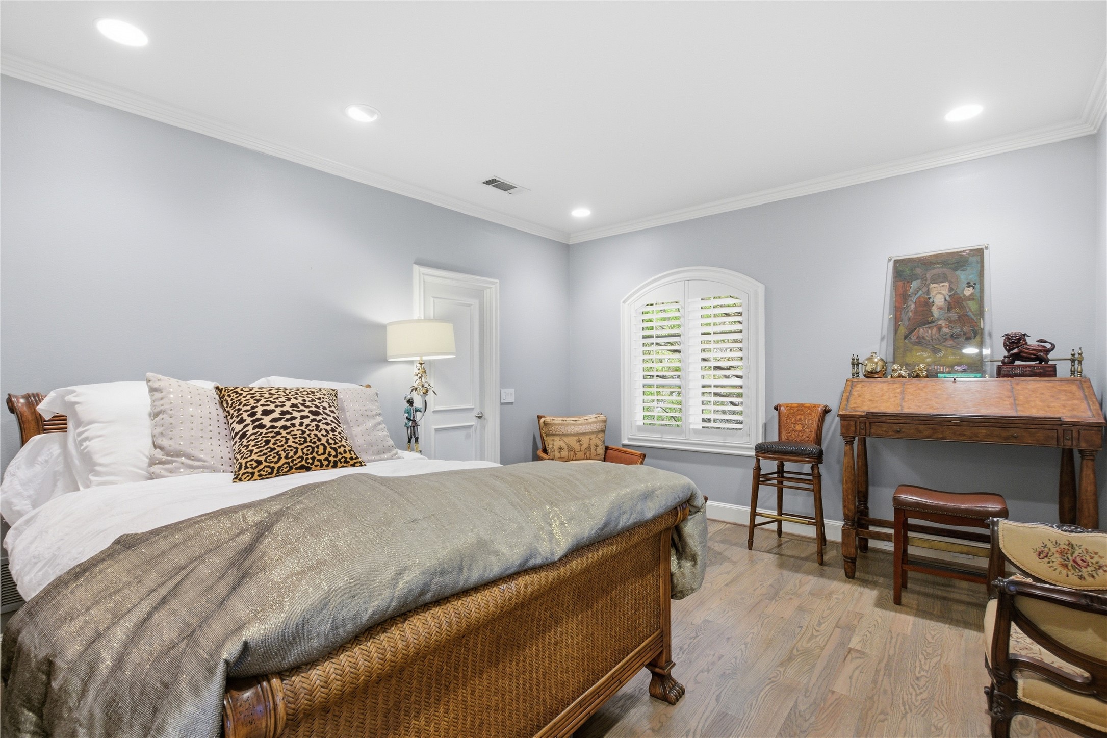 6230 Woodland Drive Dallas TX 75225