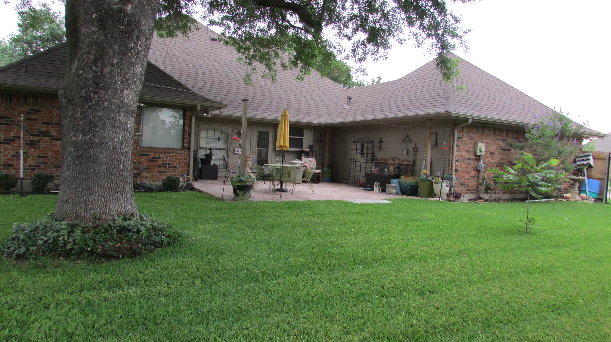 901 Lakeway Drive Ennis TX 75119