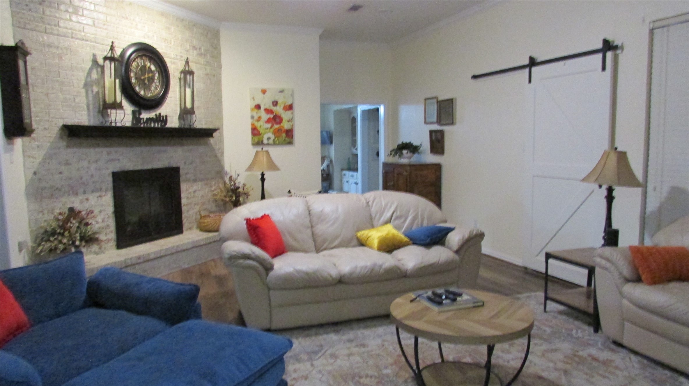 901 Lakeway Drive Ennis TX 75119