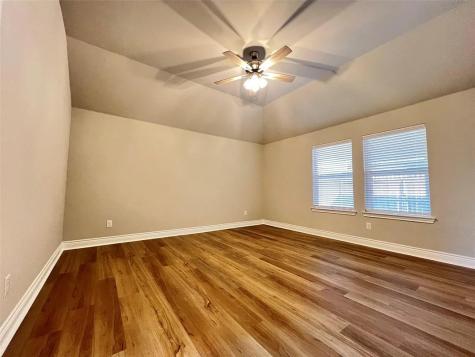 806 Greyson Lane Greenville TX 75402