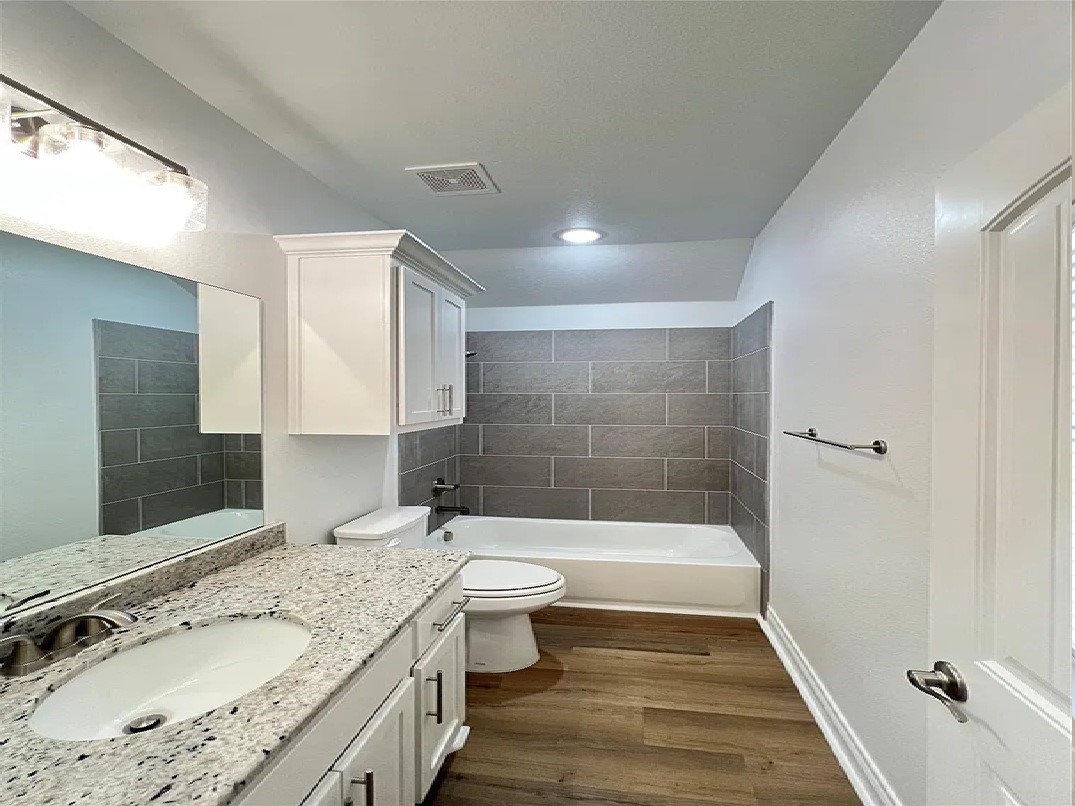 806 Greyson Lane Greenville TX 75402