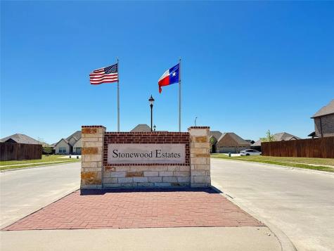 806 Greyson Lane Greenville TX 75402