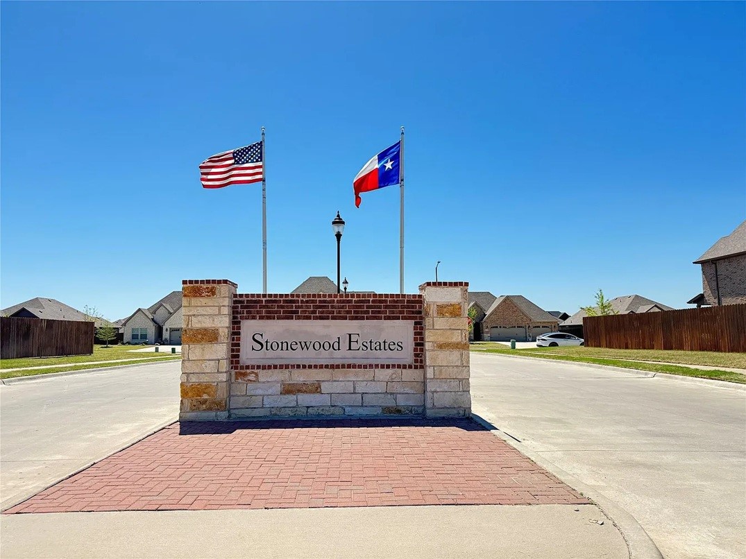 806 Greyson Lane Greenville TX 75402