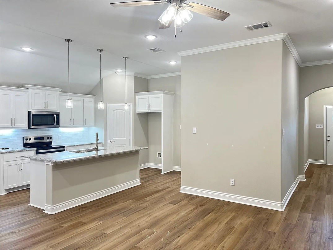 806 Greyson Lane Greenville TX 75402