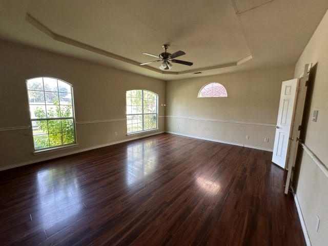 212 Paradise Way Red Oak TX 75154