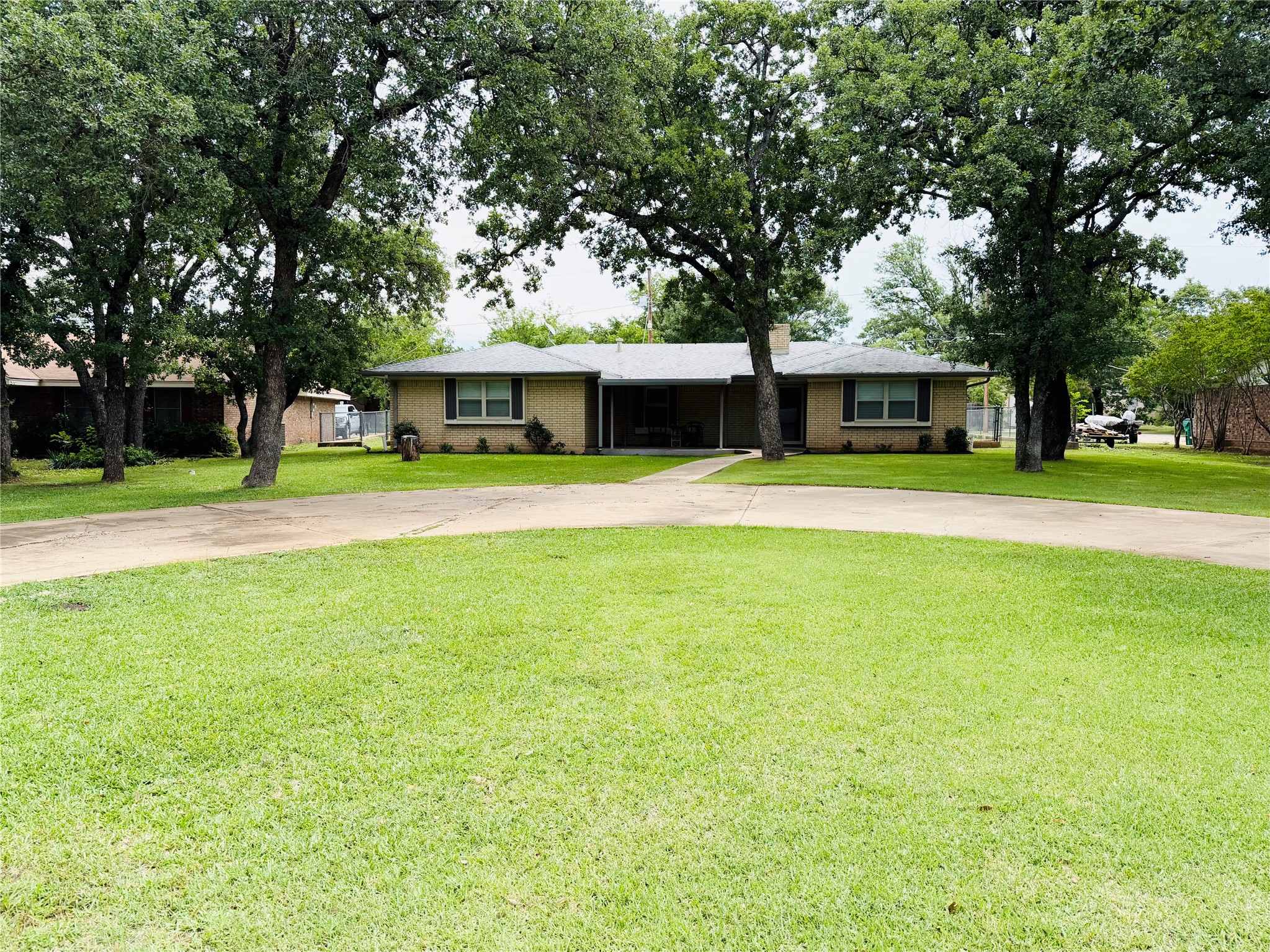 506 Oakwood Drive Eastland TX 76448