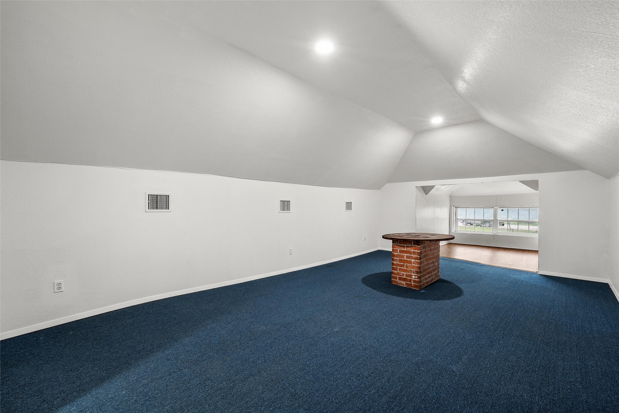 402 N Bordon Street Lorena TX 76655