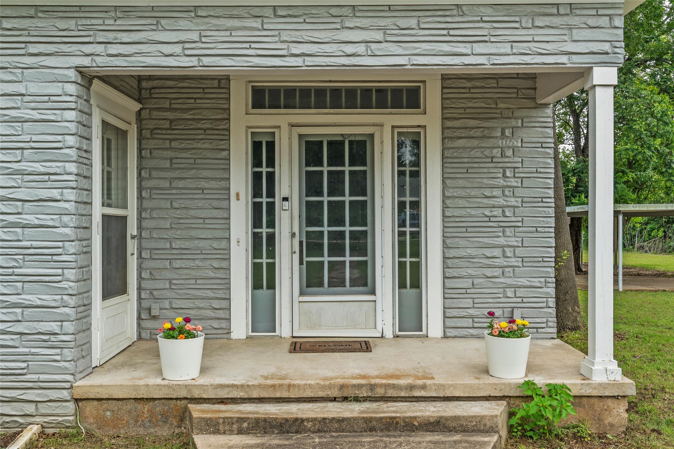 402 N Bordon Street Lorena TX 76655