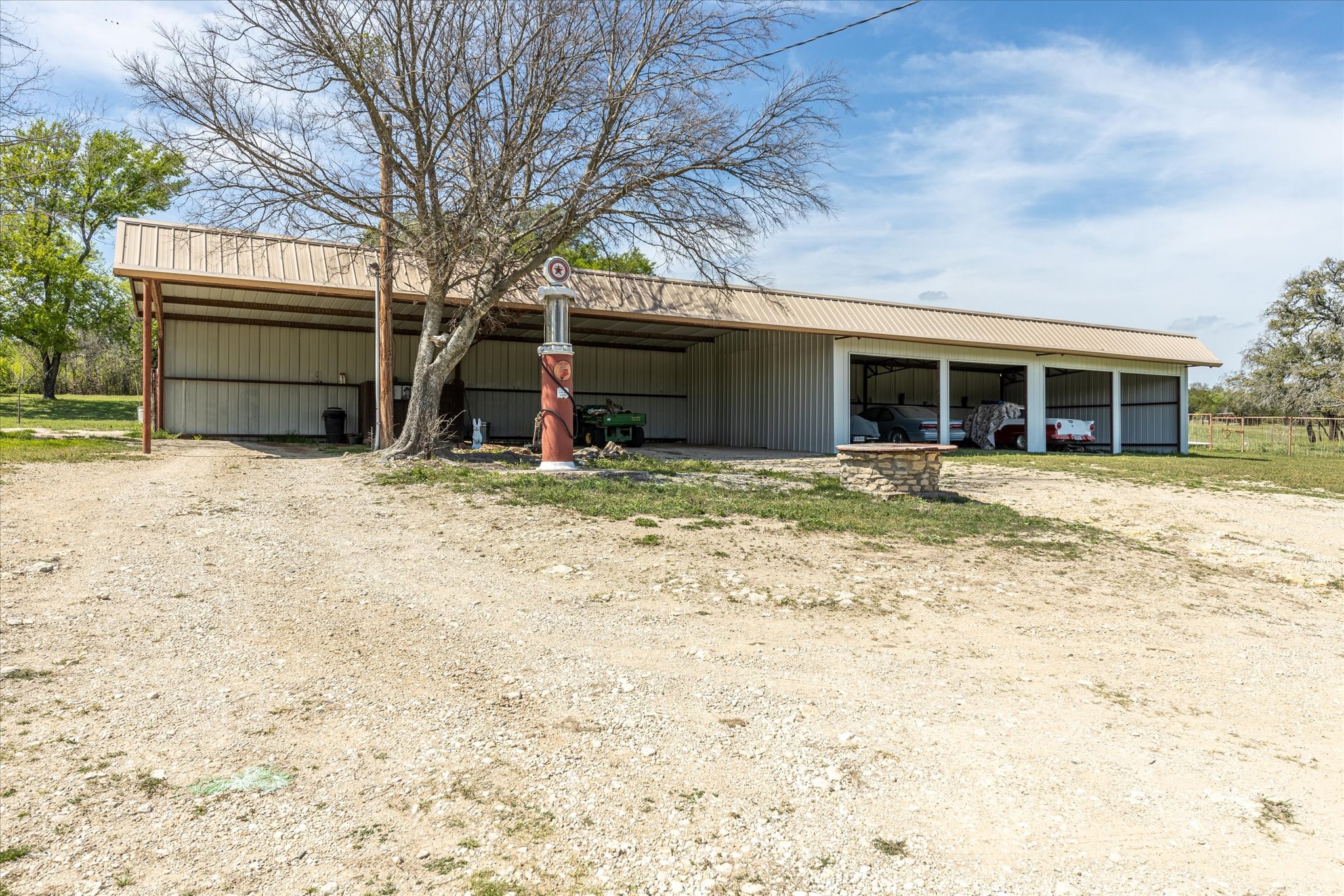 9885 County Road 270 Hico TX 76457