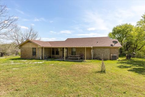 9885 County Road 270 Hico TX 76457