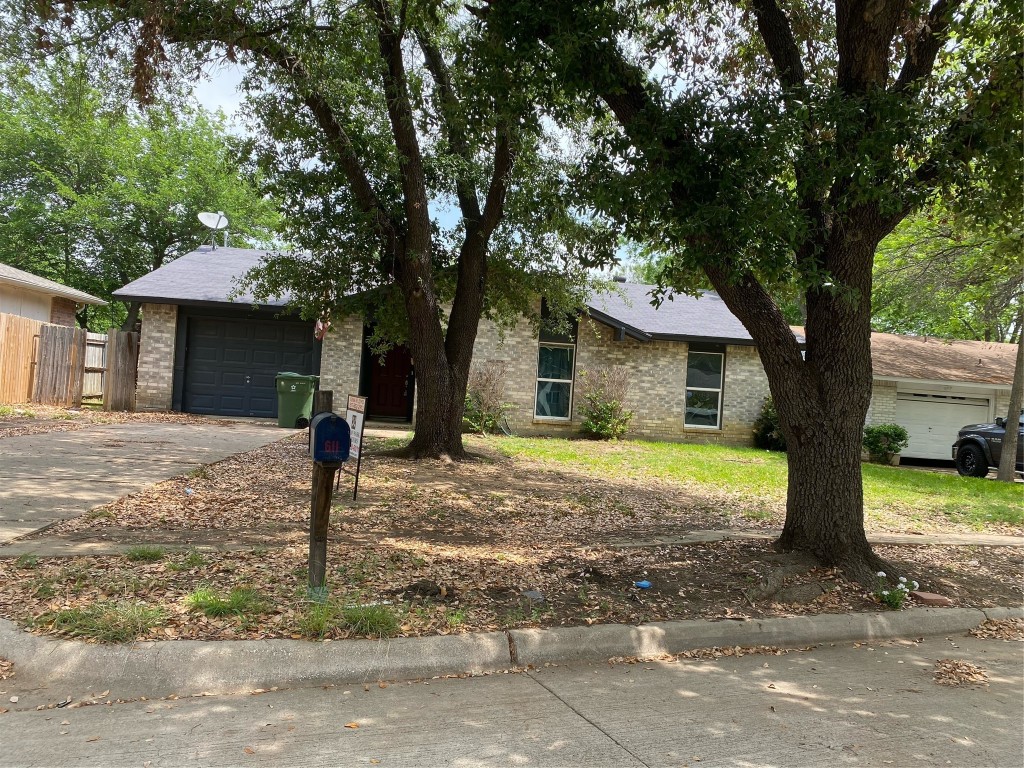 611 Mckown Drive Mansfield TX 76063