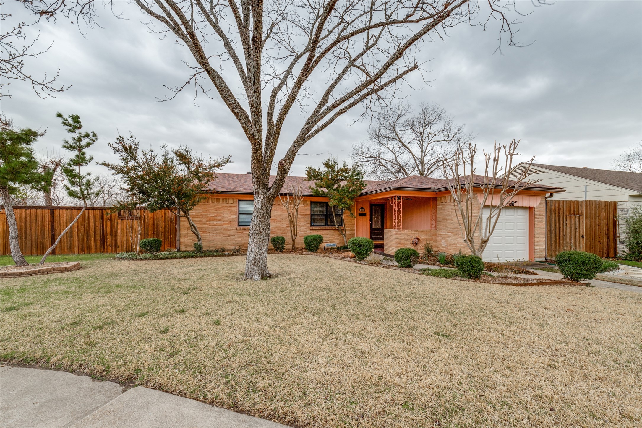 6222 Menger Avenue Dallas TX 75227