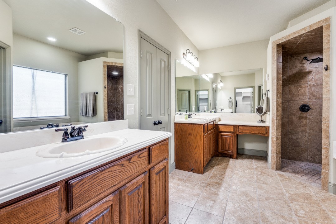 6021 Deerfield Lane Midlothian TX 76065