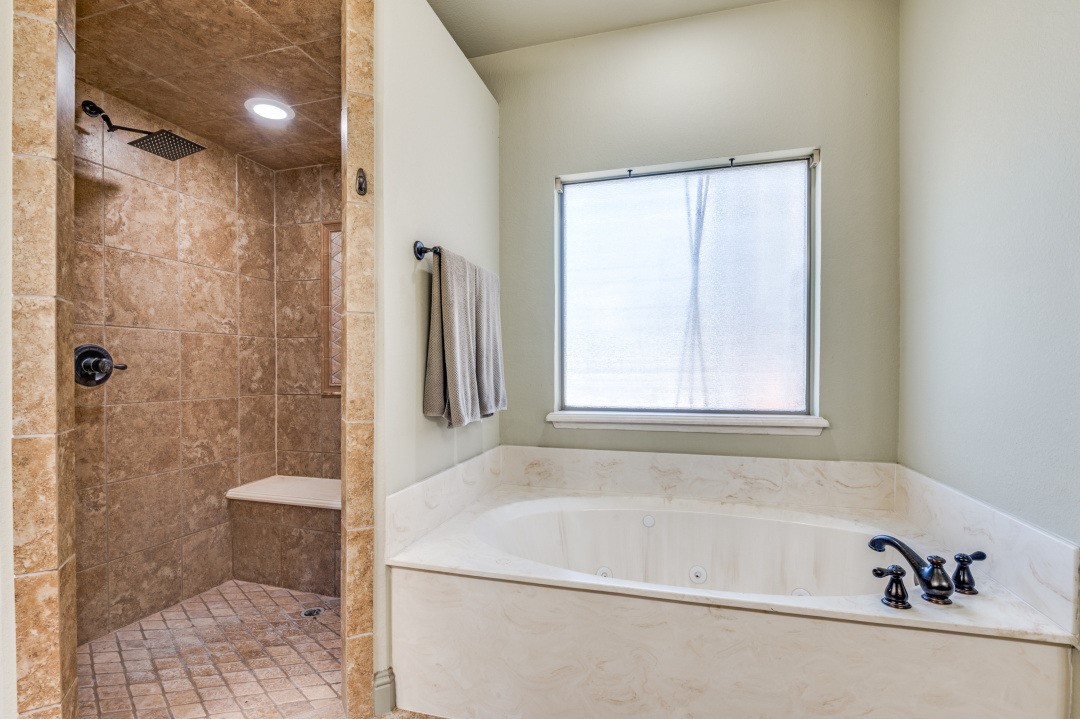 6021 Deerfield Lane Midlothian TX 76065