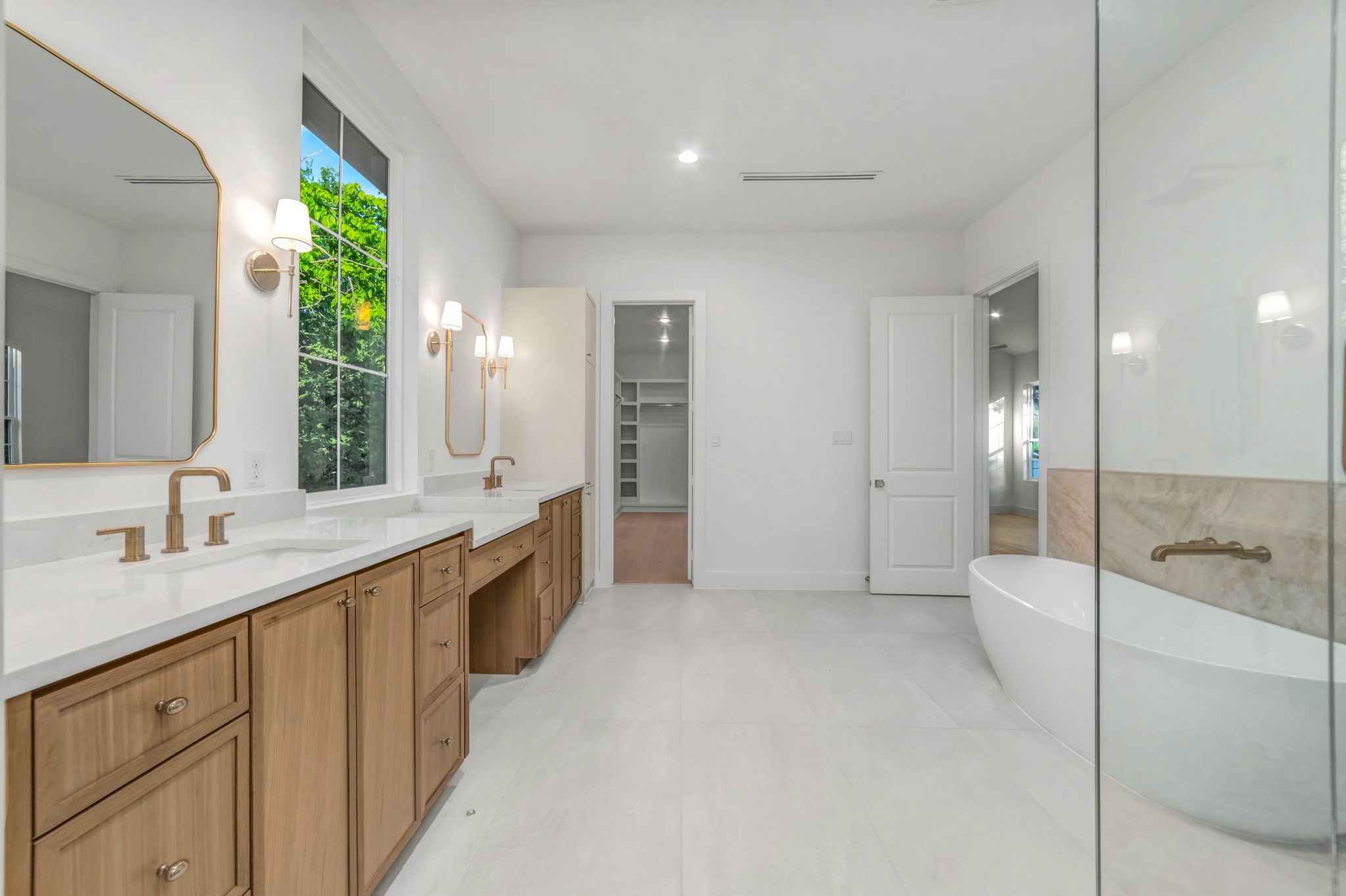 9034 Forest Hills Boulevard Dallas TX 75218