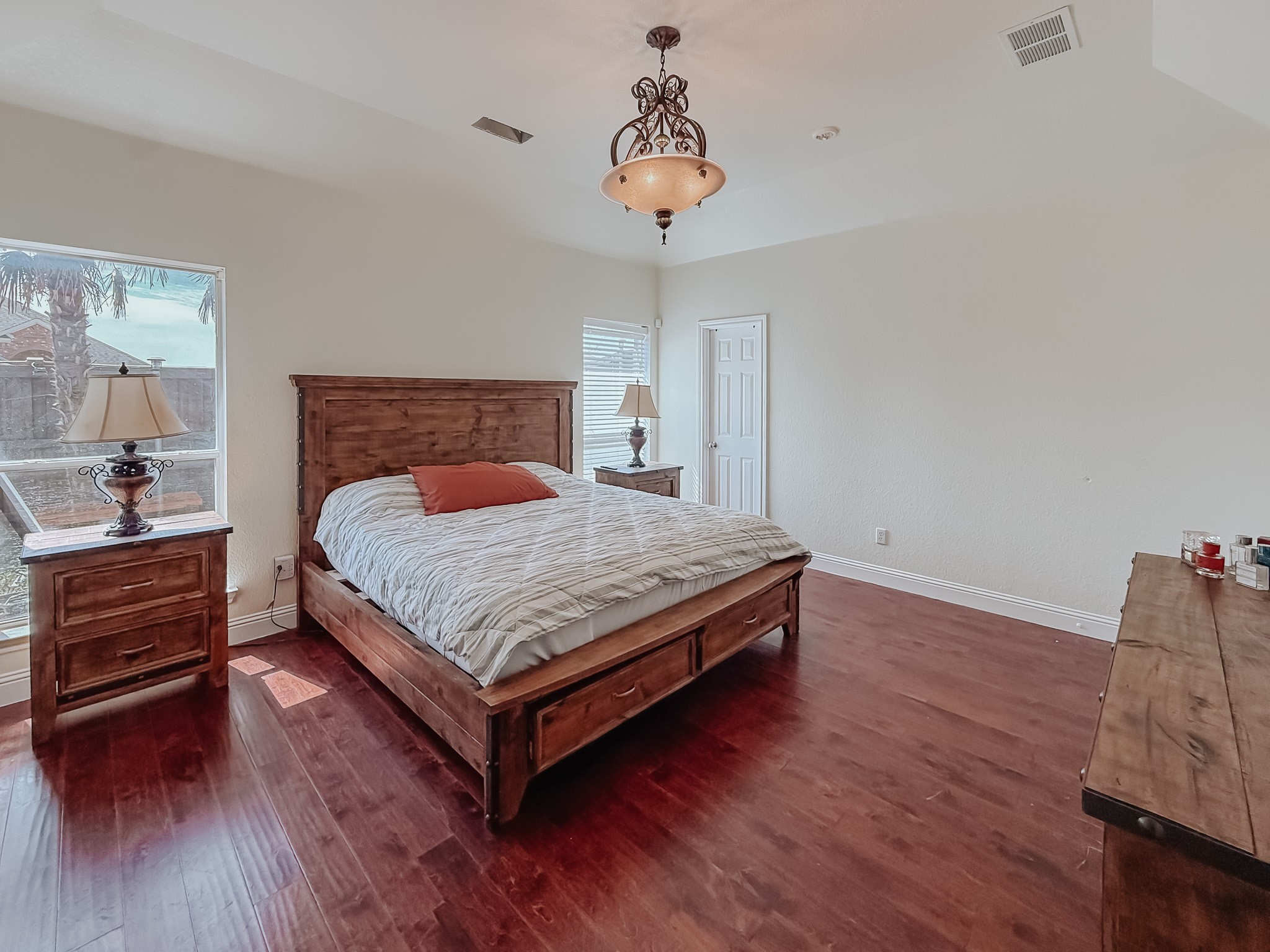 100 Timbershade Drive Red Oak TX 75154
