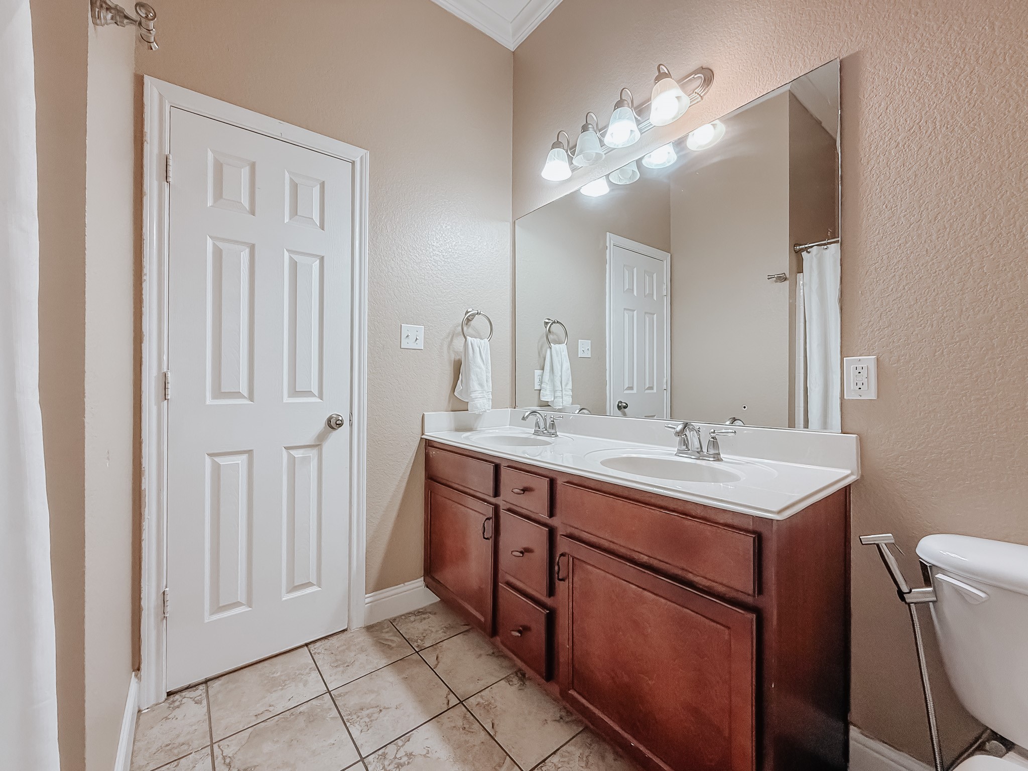 100 Timbershade Drive Red Oak TX 75154