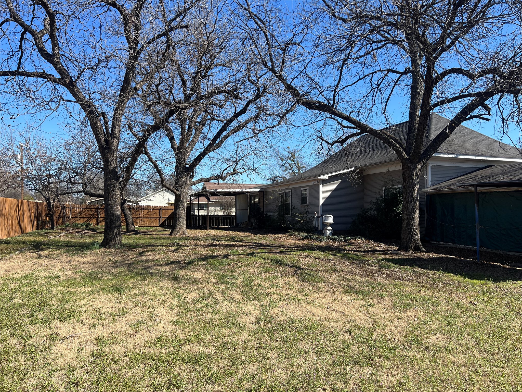 316 E Spring Street Henrietta TX 76365