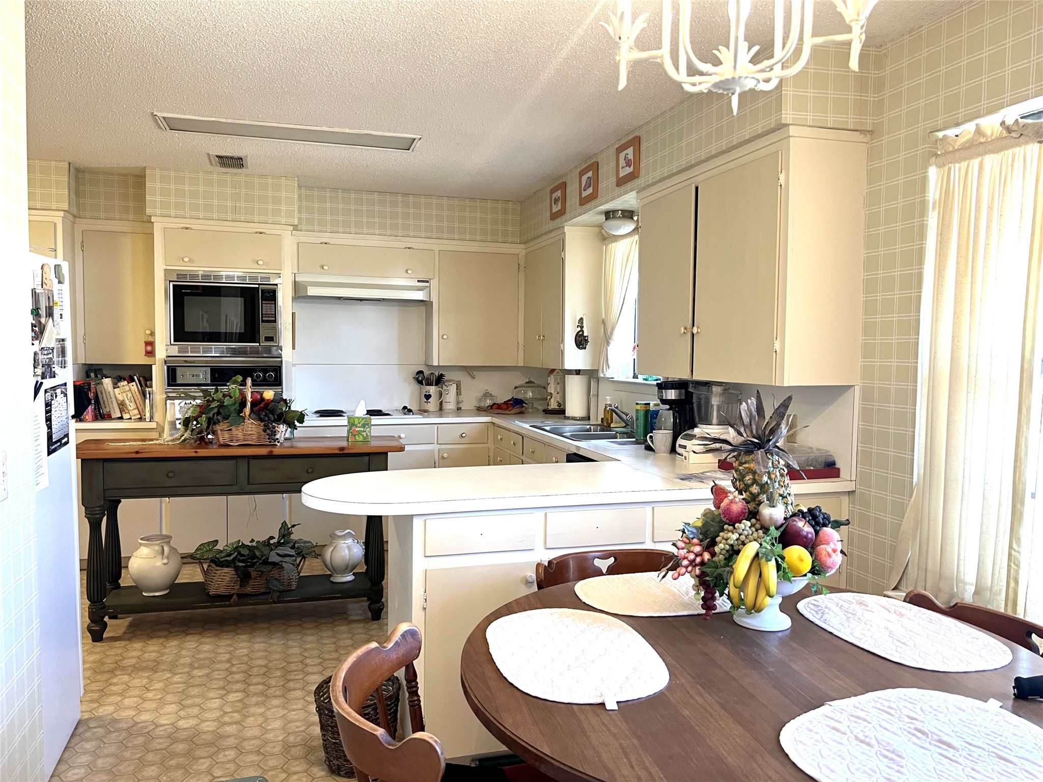 316 E Spring Street Henrietta TX 76365