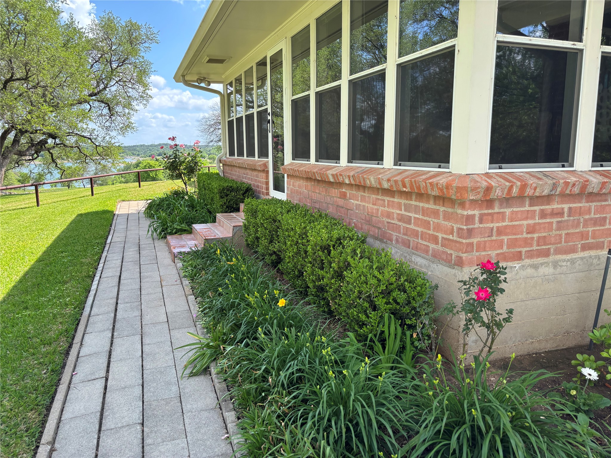 209 County Road 1764 Clifton TX 76634